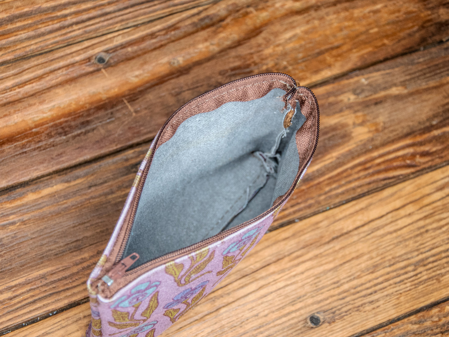The Canvas Printed Zipper Pouch | Quirky Flower